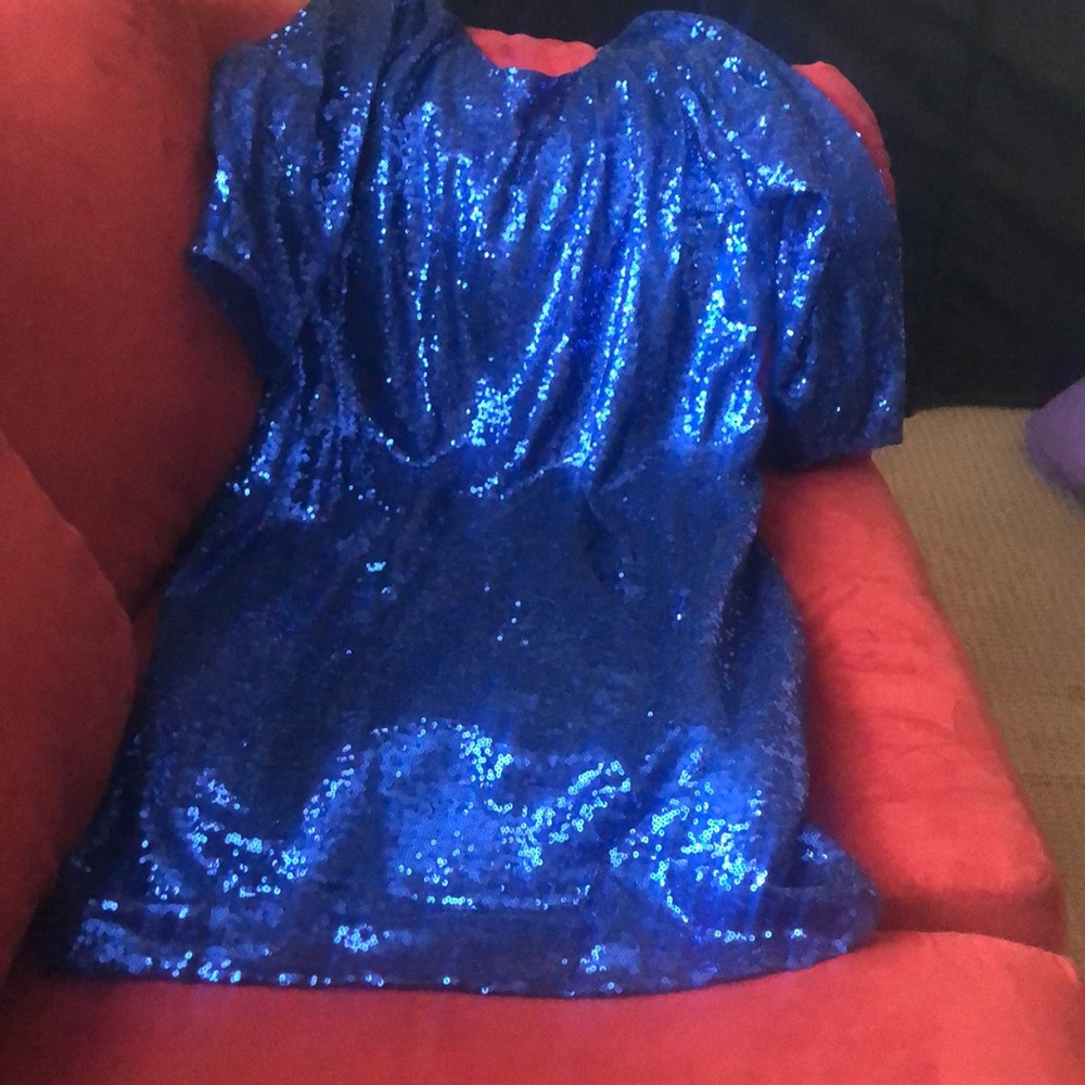Blue dress